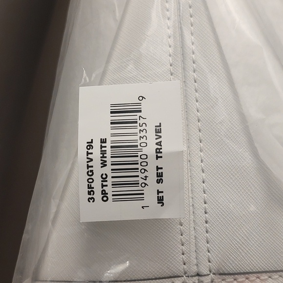 Michael Kors Jet Set Travel Large Saffiano Leather Tote Bag - Picture 4 of 4